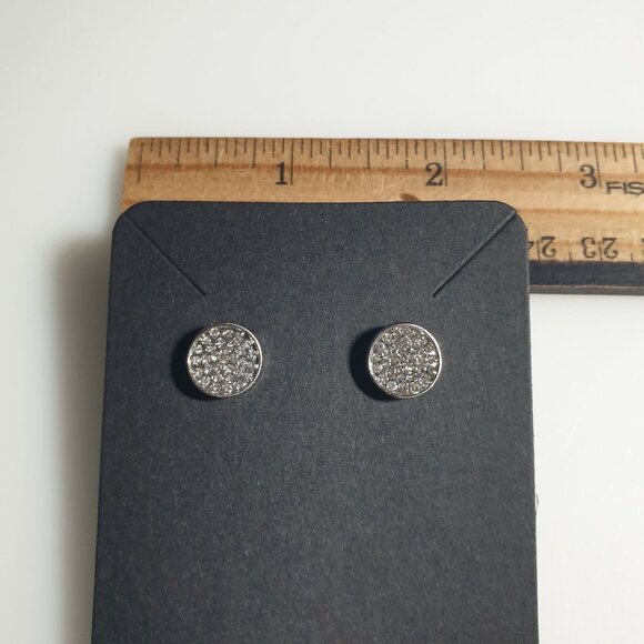 Round Silver Rhinestone Stud Earrings Elegant Design For Women Jewelry Gift Mom - Picture 3 of 4